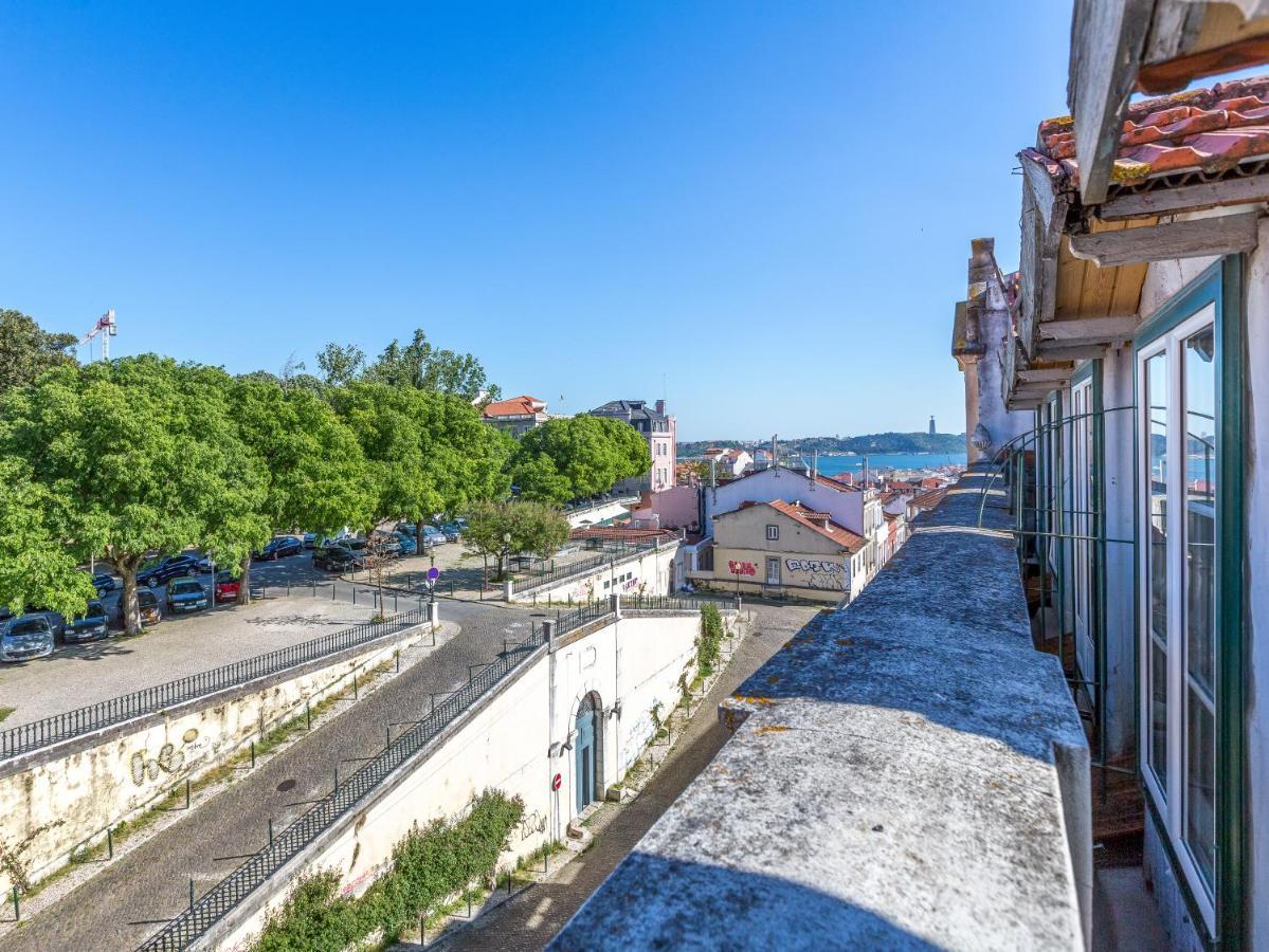 Principe Real Charming Garden View Flat At The Heart Of Lisbon Apartment Exterior photo