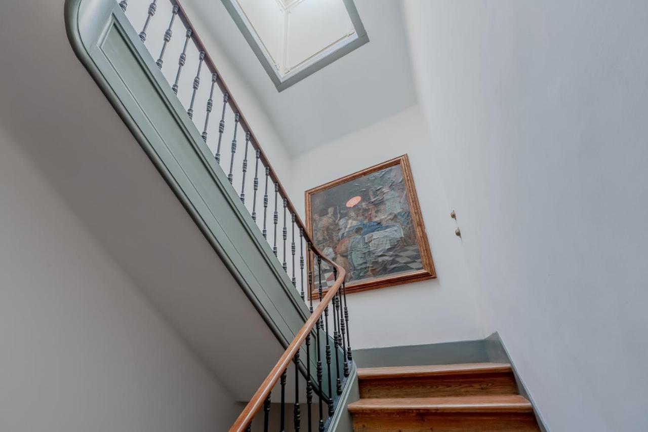 Principe Real Charming Garden View Flat At The Heart Of Lisbon Apartment Exterior photo